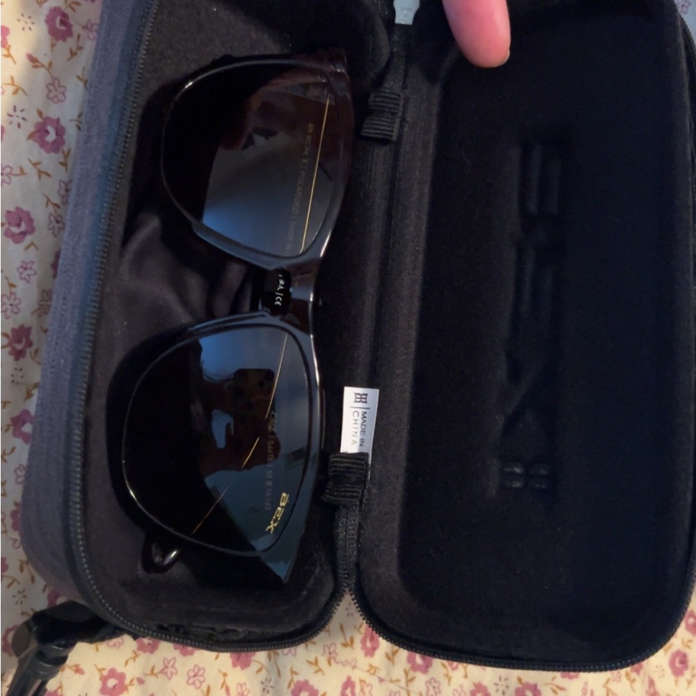 Women’s Bex Sunglasses with Case